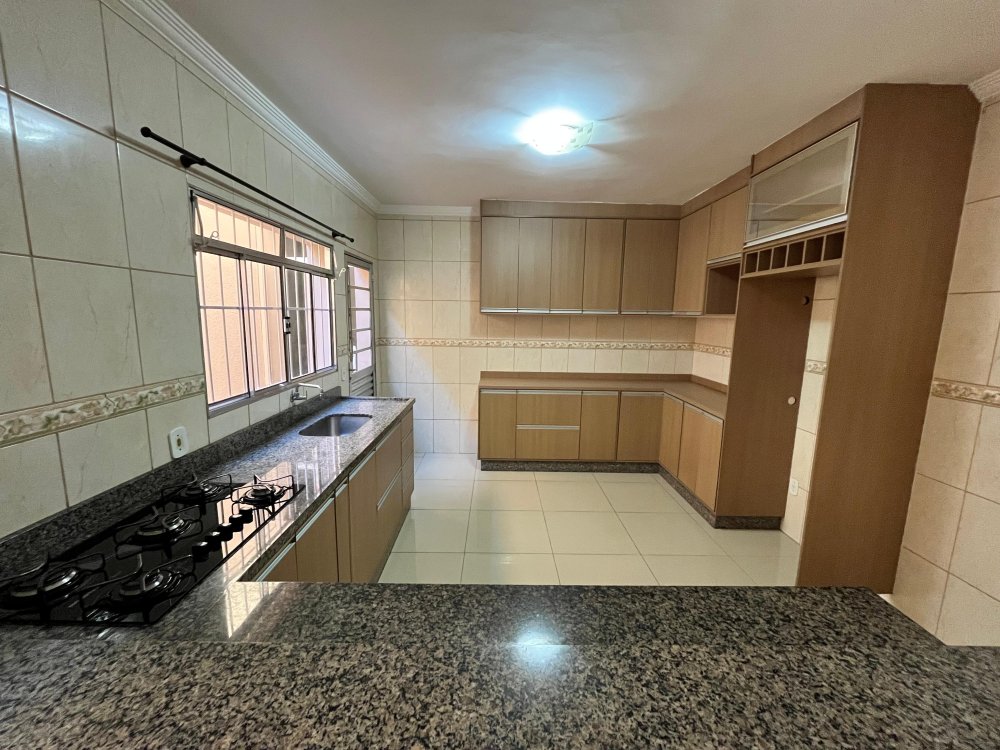 Sobrado - Venda - Jardim Nova Terra (nova Veneza) - Sumar - SP